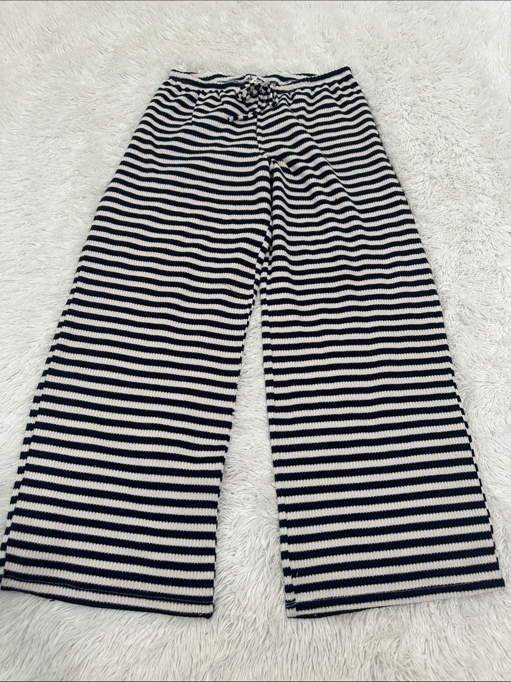🦋 H&M Wide Leg Knit Pull On Pants